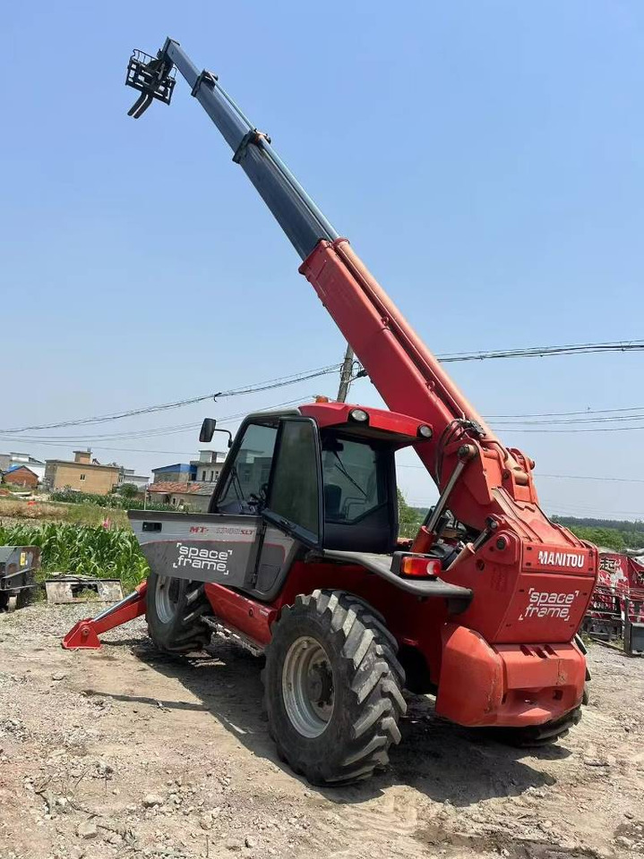 Manitou MT 1740 SL T - 스키드 스티어 로더 : 사진 1 Manitou MT 1740 SL T - 스키드 스티어 로더 : 사진 1