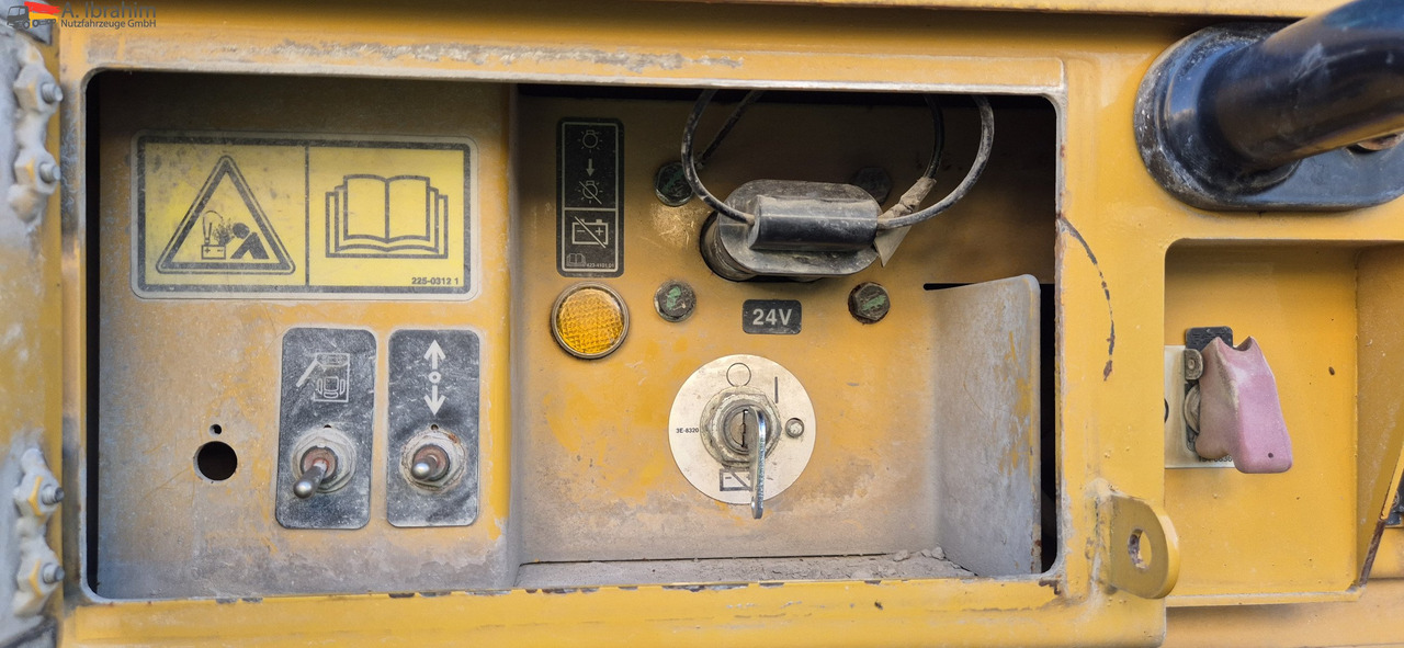 CAT 966 MXE | CAT Payload System | Klimaanlage | Rückfahrkamera | Schaufel - 휠 로더 : 사진 5 CAT 966 MXE | CAT Payload System | Klimaanlage | Rückfahrkamera | Schaufel - 휠 로더 : 사진 5