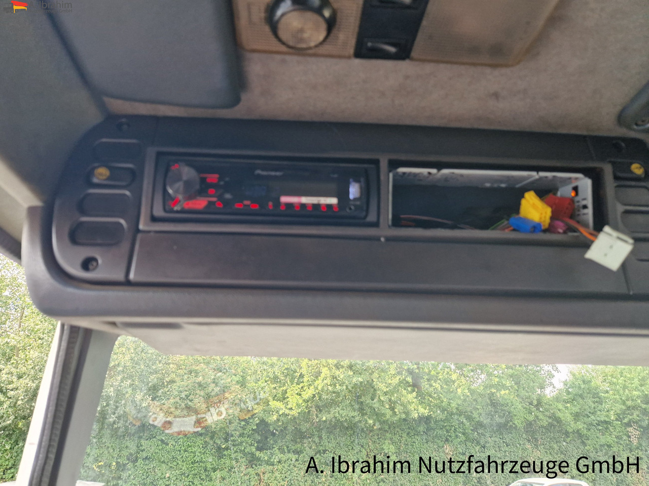Daf CF 290 Wassertank 13500 L, Tank verzinkt Vorlauf- Lift- Lenkachse - 유조트럭 : 사진 3 Daf CF 290 Wassertank 13500 L, Tank verzinkt Vorlauf- Lift- Lenkachse - 유조트럭 : 사진 3