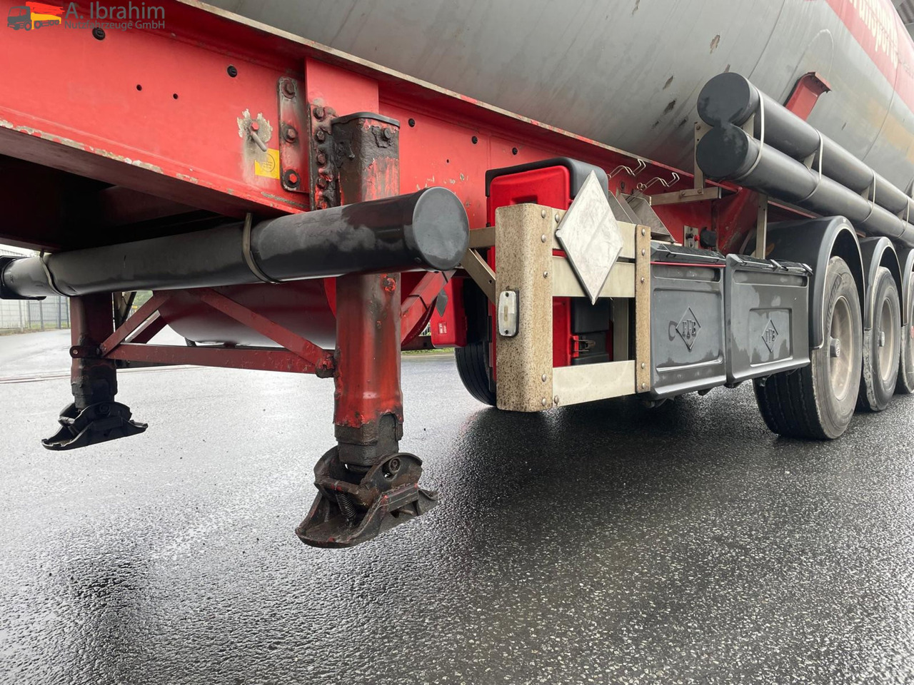 Feldbinder KIP 57.3 Kippsilo 57 m³ | Trommelbremse | 1 Kammer | 24V Bordhydraulik - 사일로 세미 트레일러 : 사진 4 Feldbinder KIP 57.3 Kippsilo 57 m³ | Trommelbremse | 1 Kammer | 24V Bordhydraulik - 사일로 세미 트레일러 : 사진 4