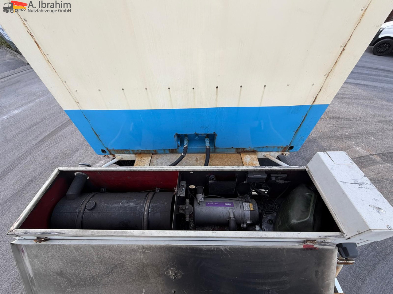 유조 세미 트레일러 Feldbinder Lebensmittel Tank Container 26500 L | 2 Kammern | Heizung | 20 ft | Edelstahl : 사진 12 유조 세미 트레일러 Feldbinder Lebensmittel Tank Container 26500 L | 2 Kammern | Heizung | 20 ft | Edelstahl : 사진 12