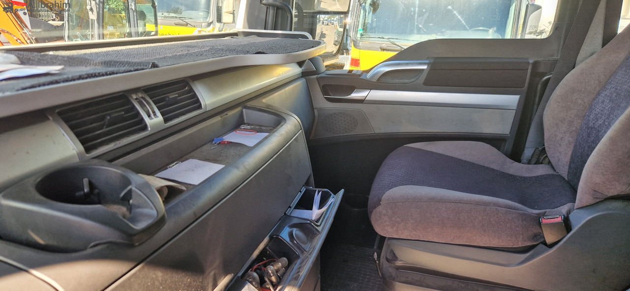 MAN 26.440 TGX, Chassis 7,80 m lang 4,85 m Radstand - 캡 새시 트럭 : 사진 5 MAN 26.440 TGX, Chassis 7,80 m lang 4,85 m Radstand - 캡 새시 트럭 : 사진 5