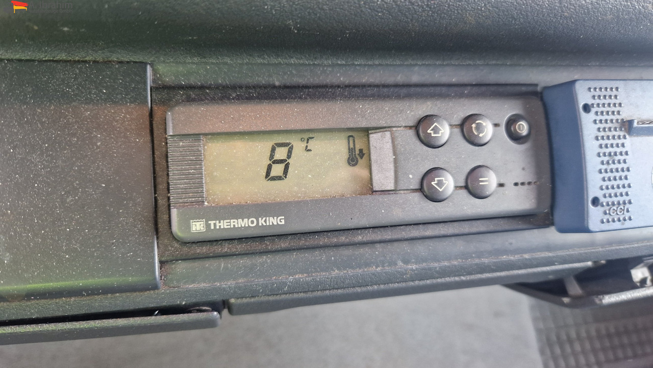 MAN 8.180 Thermokingkühlung - 30 ° voll fahrbereit - 냉동탑차 : 사진 4 MAN 8.180 Thermokingkühlung - 30 ° voll fahrbereit - 냉동탑차 : 사진 4