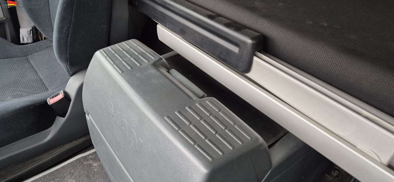 MAN TGS 18.400 4X2BLS Nebenantrieb - 트랙터 유닛 : 사진 4 MAN TGS 18.400 4X2BLS Nebenantrieb - 트랙터 유닛 : 사진 4