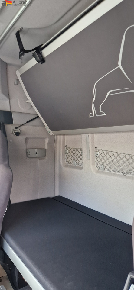 MAN TGX 18.480 Kipphydraulik, Retarder Standklima - 트랙터 유닛 : 사진 5 MAN TGX 18.480 Kipphydraulik, Retarder Standklima - 트랙터 유닛 : 사진 5