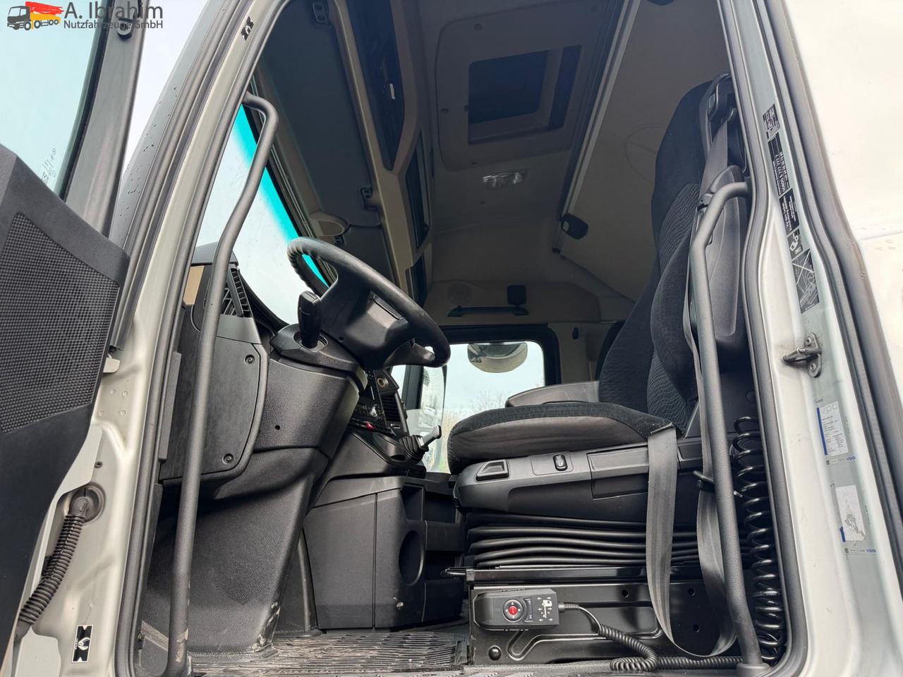 Mercedes-Benz 1842LS Retarder | 4x2 | Klima | MegaSpace - 트랙터 유닛 : 사진 5 Mercedes-Benz 1842LS Retarder | 4x2 | Klima | MegaSpace - 트랙터 유닛 : 사진 5