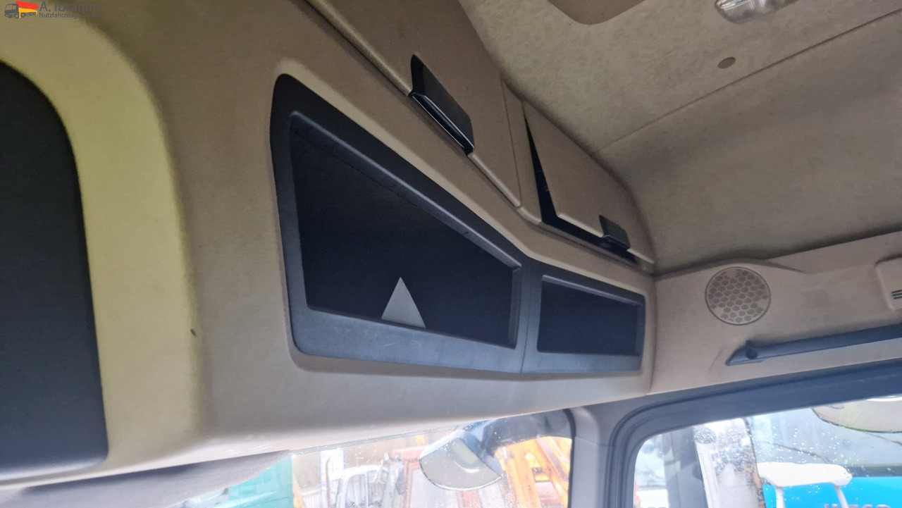 Mercedes-Benz 1845 Retarder Klima, Kühlschrank Edscha, Retarder, LBW, Zustand gut - 커튼사이더 트럭 : 사진 5 Mercedes-Benz 1845 Retarder Klima, Kühlschrank Edscha, Retarder, LBW, Zustand gut - 커튼사이더 트럭 : 사진 5
