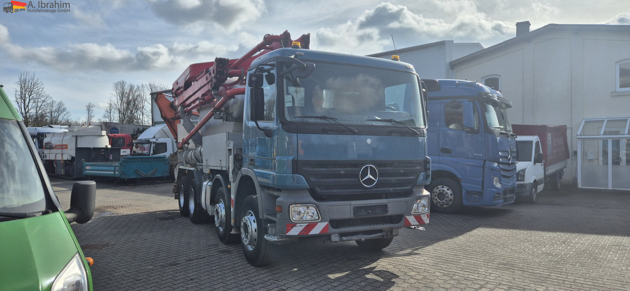 Mercedes-Benz 3241 PM 21-3 Liebherr 7 cbm PUMI Putzmeister Liebherr - 콘크리트 믹서 펌프 트럭 : 사진 1 Mercedes-Benz 3241 PM 21-3 Liebherr 7 cbm PUMI Putzmeister Liebherr - 콘크리트 믹서 펌프 트럭 : 사진 1