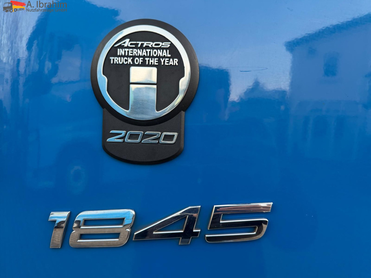 Mercedes-Benz Actros 1845 GigaSpace | Retarder | 4x2 | Luft Luft | LowLiner - 트랙터 유닛 : 사진 4 Mercedes-Benz Actros 1845 GigaSpace | Retarder | 4x2 | Luft Luft | LowLiner - 트랙터 유닛 : 사진 4