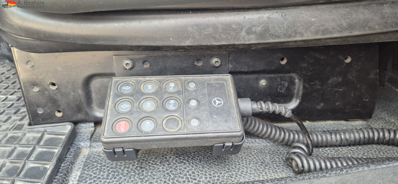 Mercedes-Benz Actros 2536 L 3 Kammern, 19500 L, mp3, Oben Unten Befüllung - 유조트럭 : 사진 2 Mercedes-Benz Actros 2536 L 3 Kammern, 19500 L, mp3, Oben Unten Befüllung - 유조트럭 : 사진 2