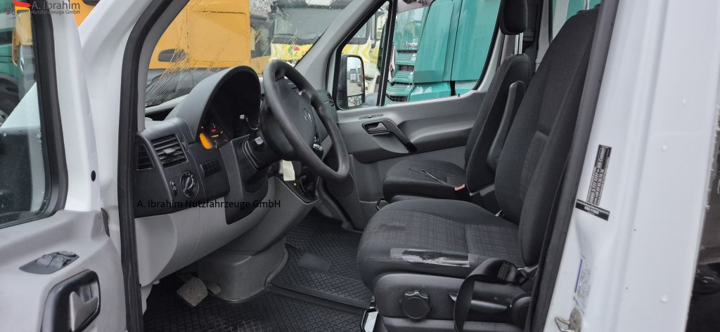 Mercedes-Benz Sprinter DB 319 CDI Automatik, Tempomat, ATM bei 290 tkm - 견인 트럭 : 사진 2 Mercedes-Benz Sprinter DB 319 CDI Automatik, Tempomat, ATM bei 290 tkm - 견인 트럭 : 사진 2