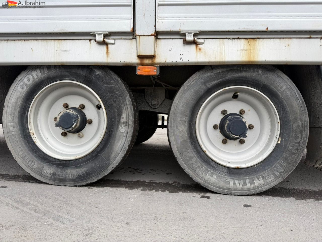 Obermaier TUE110 SDAH Tieflader | | Trommelbremse | Rampen | 7.2 Plattform | Stützfuß vorne - 저하대 트레일러 : 사진 3 Obermaier TUE110 SDAH Tieflader | | Trommelbremse | Rampen | 7.2 Plattform | Stützfuß vorne - 저하대 트레일러 : 사진 3