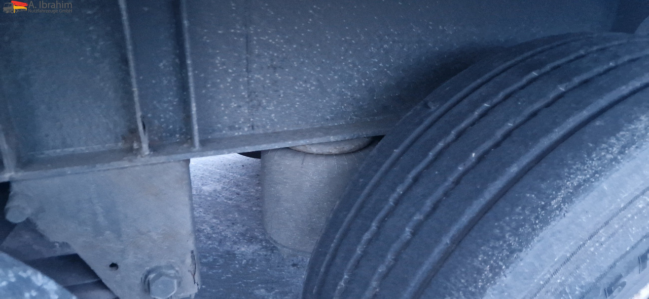 Schmitz SKO 24 Citysattel, 3. Achse zwangsgelenkt Frigoblock - 세미 트레일러 : 사진 4 Schmitz SKO 24 Citysattel, 3. Achse zwangsgelenkt Frigoblock - 세미 트레일러 : 사진 4