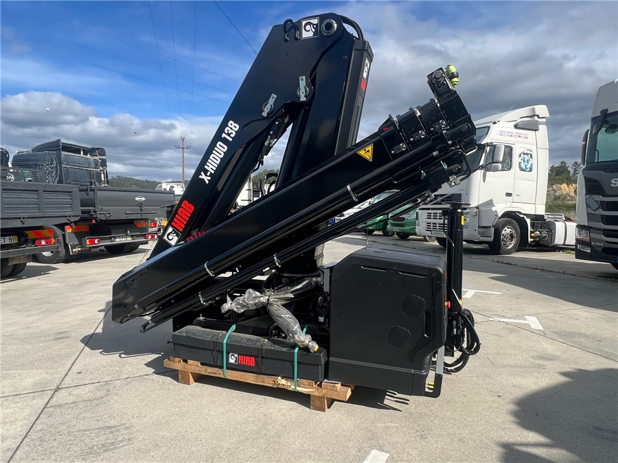 HIAB 138B-3 X-HIDUO NOVA - 로더 크레인 : 사진 2 HIAB 138B-3 X-HIDUO NOVA - 로더 크레인 : 사진 2