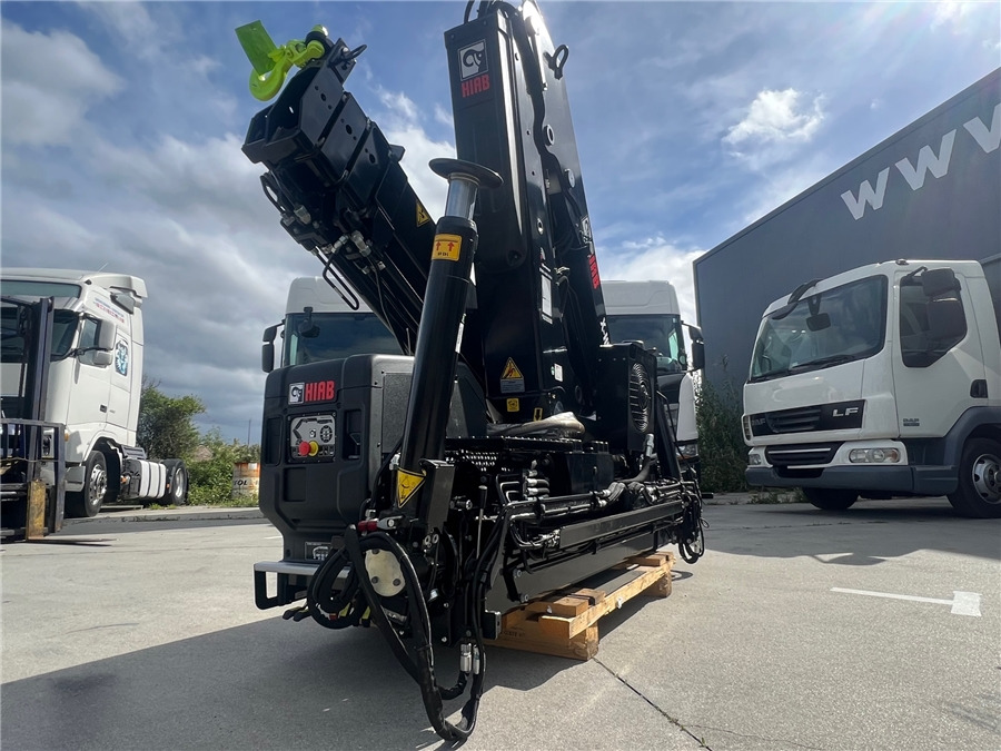 HIAB 158B-3 X-HIDUO NOVA - 로더 크레인 : 사진 5 HIAB 158B-3 X-HIDUO NOVA - 로더 크레인 : 사진 5