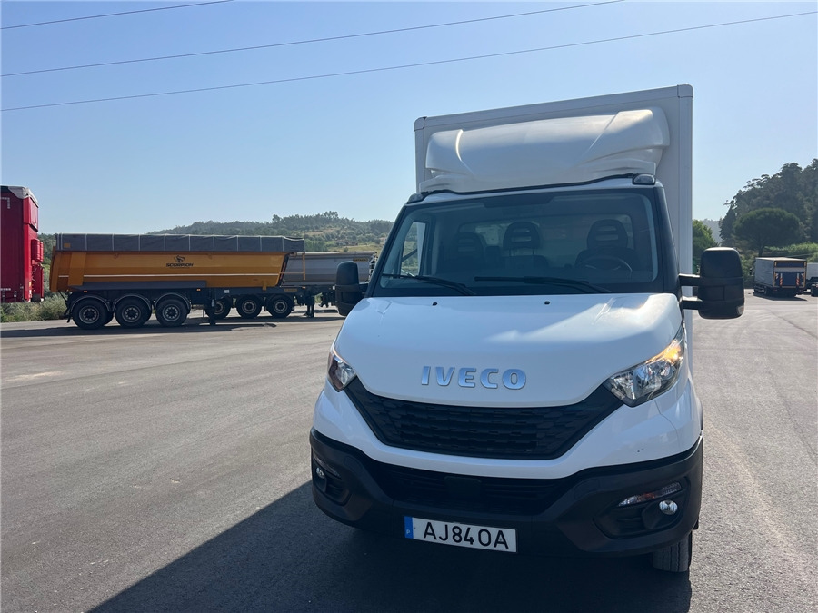 Iveco 35C16H - 박스 트럭 : 사진 2 Iveco 35C16H - 박스 트럭 : 사진 2