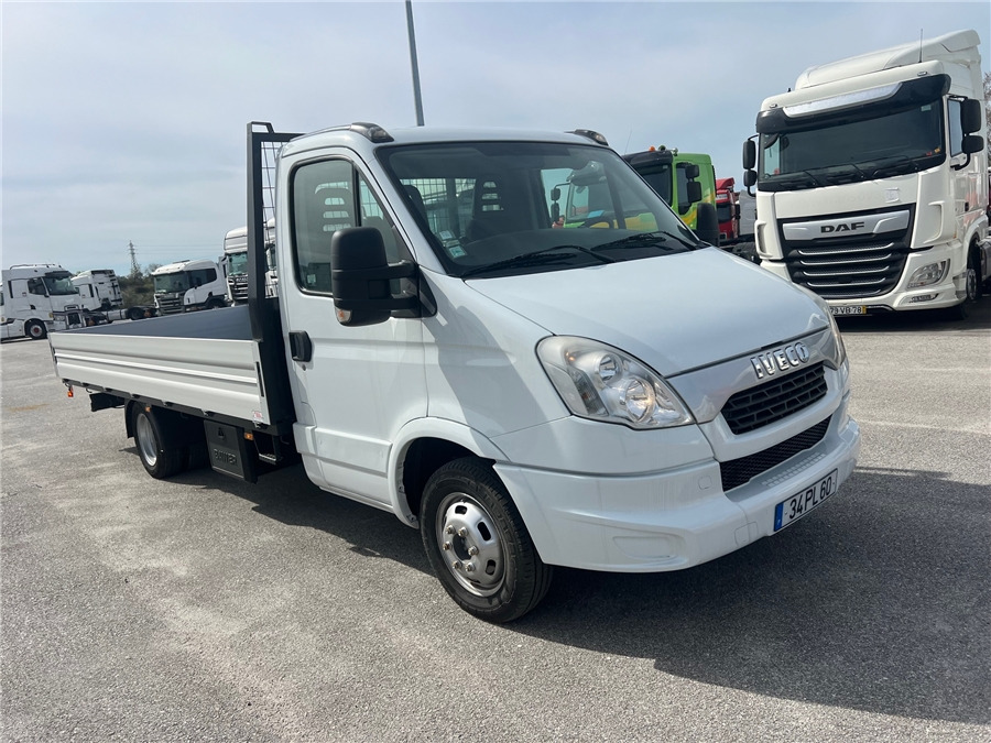 Iveco 35C17 - 플랫베드 밴 : 사진 3 Iveco 35C17 - 플랫베드 밴 : 사진 3