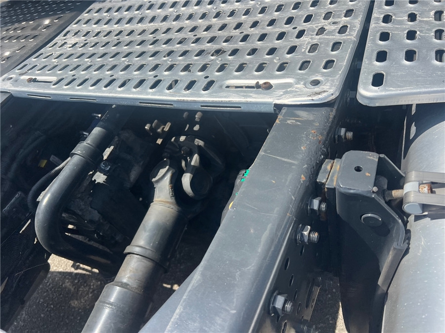 트랙터 유닛 Iveco AS440S46T/P : 사진 8 트랙터 유닛 Iveco AS440S46T/P : 사진 8