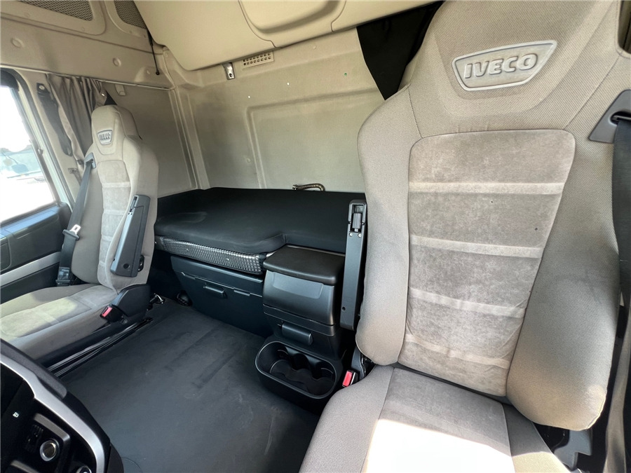 트랙터 유닛 Iveco AS440S46T/P : 사진 14 트랙터 유닛 Iveco AS440S46T/P : 사진 14