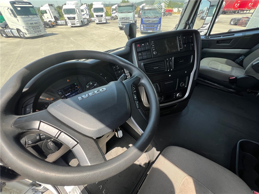 트랙터 유닛 Iveco AS440S46T/P : 사진 17 트랙터 유닛 Iveco AS440S46T/P : 사진 17