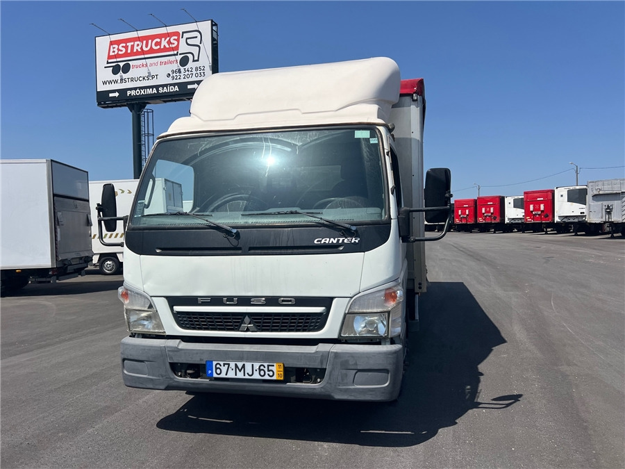Mitsubishi 7C18 - 커튼사이더 트럭 : 사진 2 Mitsubishi 7C18 - 커튼사이더 트럭 : 사진 2