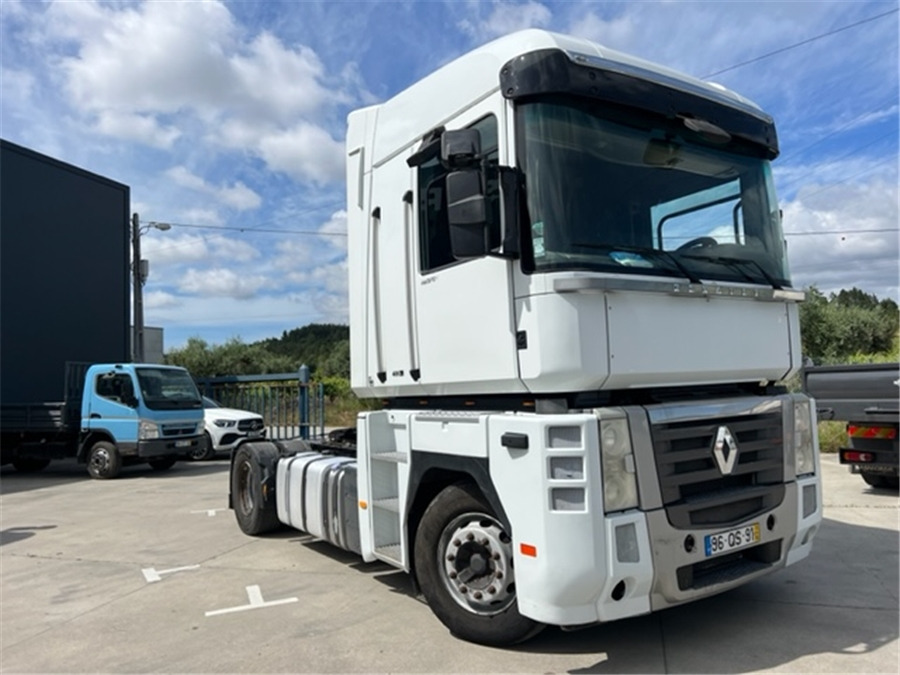 Renault AE 480 - 트랙터 유닛 : 사진 2 Renault AE 480 - 트랙터 유닛 : 사진 2