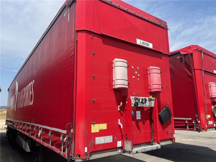 SCHMITZ CARGOBULL SCB-S3T TETO ELEVAR - 커튼사이더 세미 트레일러 : 사진 2 SCHMITZ CARGOBULL SCB-S3T TETO ELEVAR - 커튼사이더 세미 트레일러 : 사진 2
