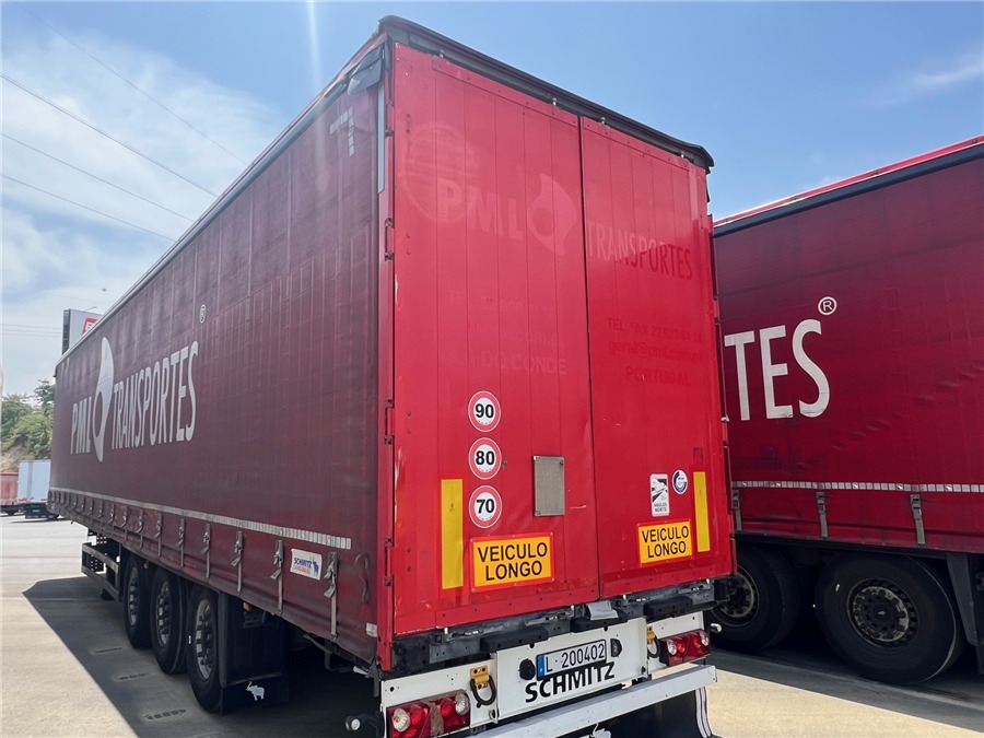SCHMITZ CARGOBULL SCB-S3T TETO ELEVAR - 커튼사이더 세미 트레일러 : 사진 3 SCHMITZ CARGOBULL SCB-S3T TETO ELEVAR - 커튼사이더 세미 트레일러 : 사진 3