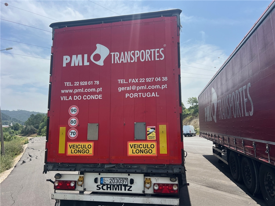SCHMITZ CARGOBULL SCB-S3T TETO ELEVAR - 커튼사이더 세미 트레일러 : 사진 4 SCHMITZ CARGOBULL SCB-S3T TETO ELEVAR - 커튼사이더 세미 트레일러 : 사진 4