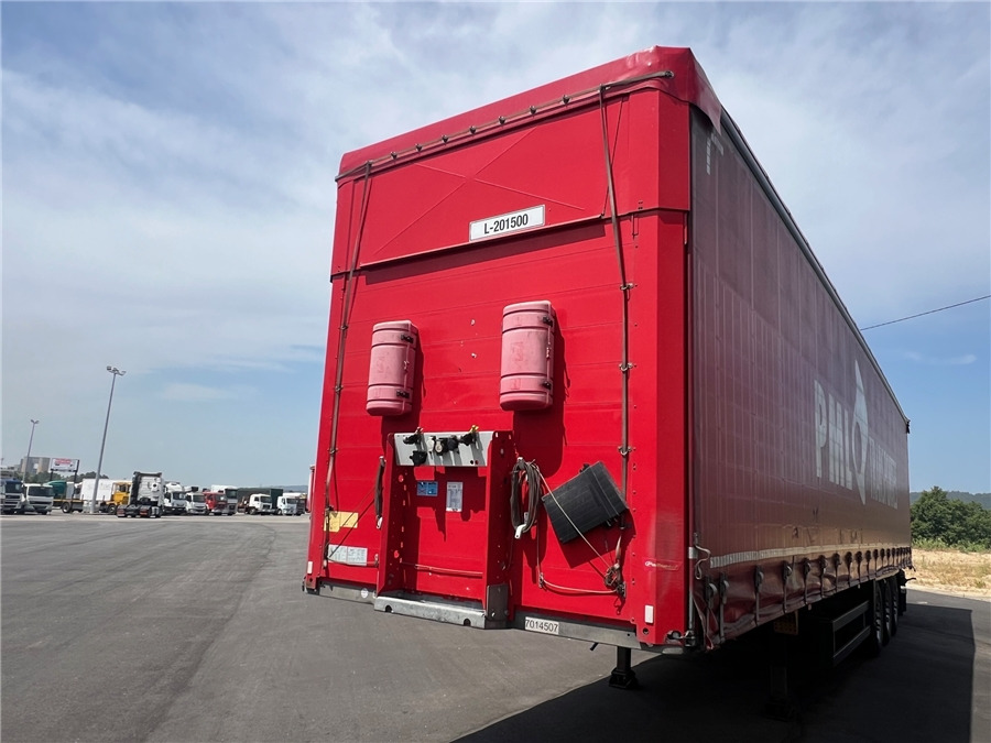 SCHMITZ CARGOBULL SCB-S3T TETO ELEVAR - 커튼사이더 세미 트레일러 : 사진 2 SCHMITZ CARGOBULL SCB-S3T TETO ELEVAR - 커튼사이더 세미 트레일러 : 사진 2