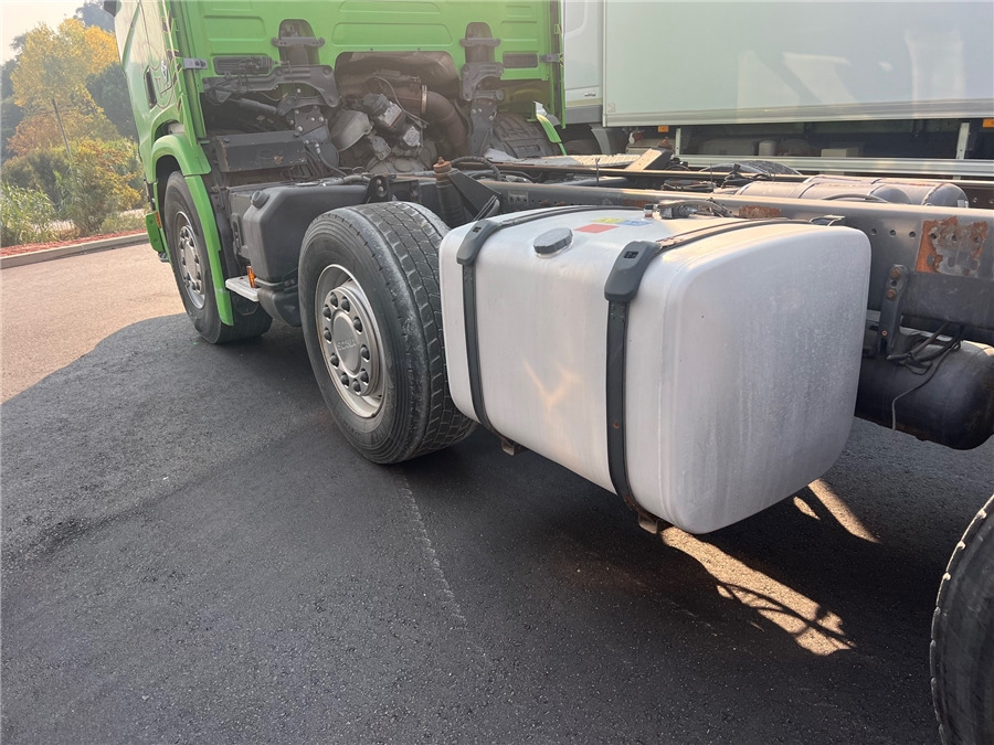 캡 새시 트럭 Scania R650 : 사진 8