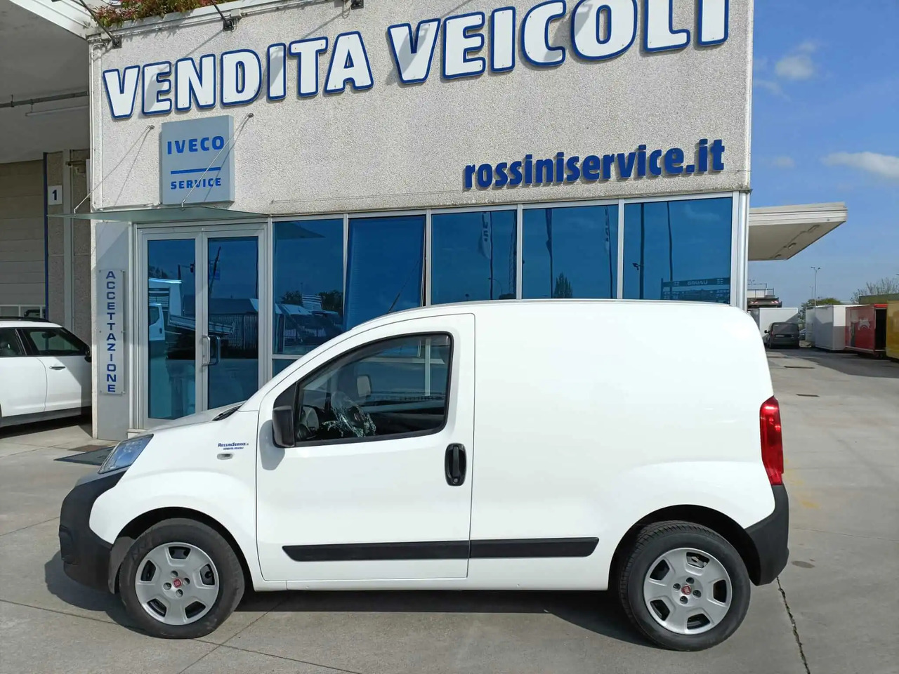 FIAT FIORINO SX - 패널 밴 : 사진 3 FIAT FIORINO SX - 패널 밴 : 사진 3