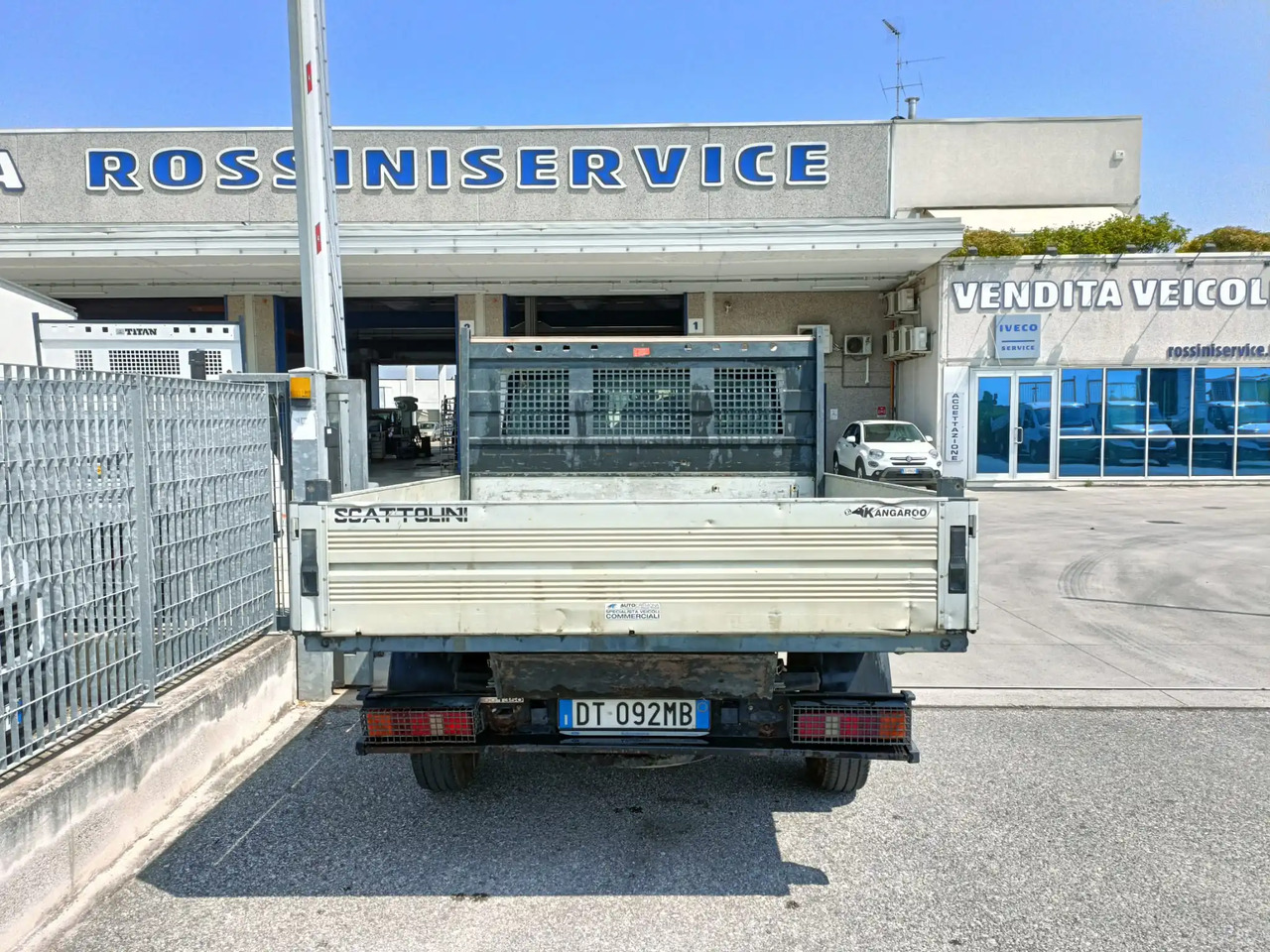 FORD TRANSIT DOPPIA CABINA - 플랫베드 밴 : 사진 5 FORD TRANSIT DOPPIA CABINA - 플랫베드 밴 : 사진 5