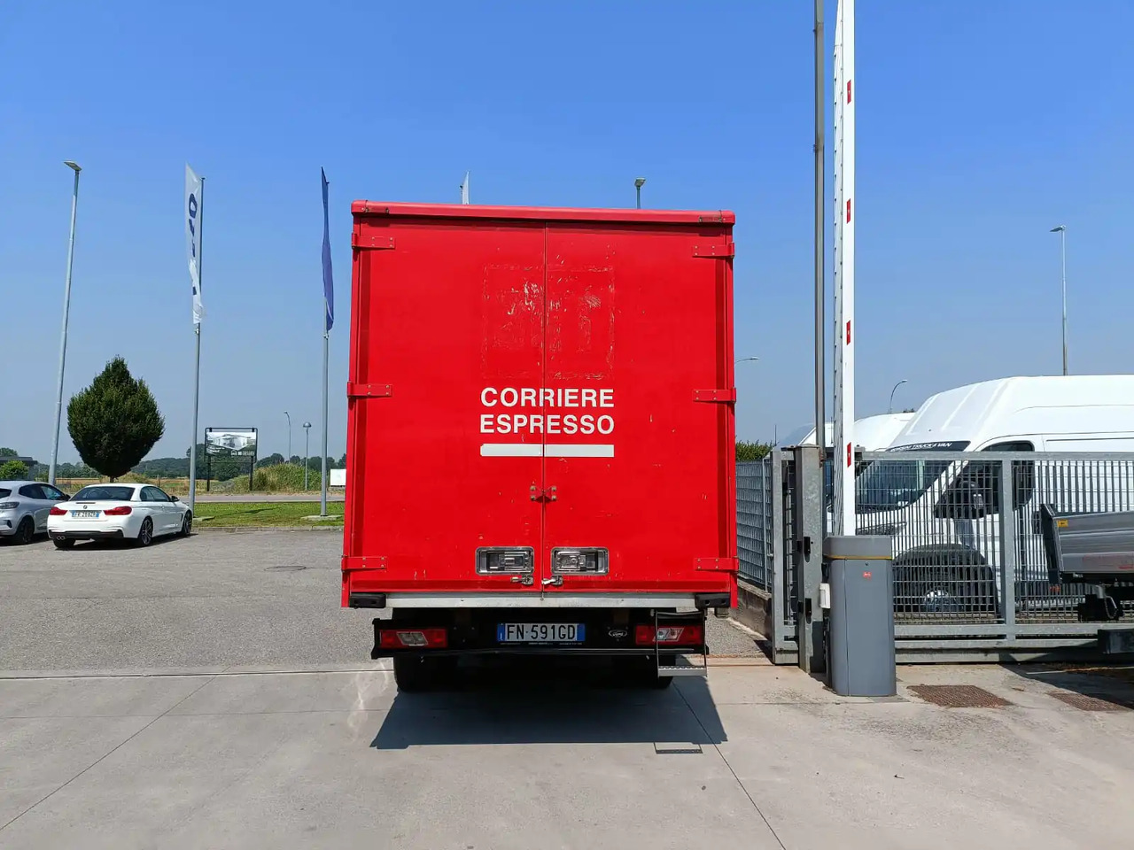 FORD TRANSIT FURGONATO BOX - 박스 밴 : 사진 5 FORD TRANSIT FURGONATO BOX - 박스 밴 : 사진 5