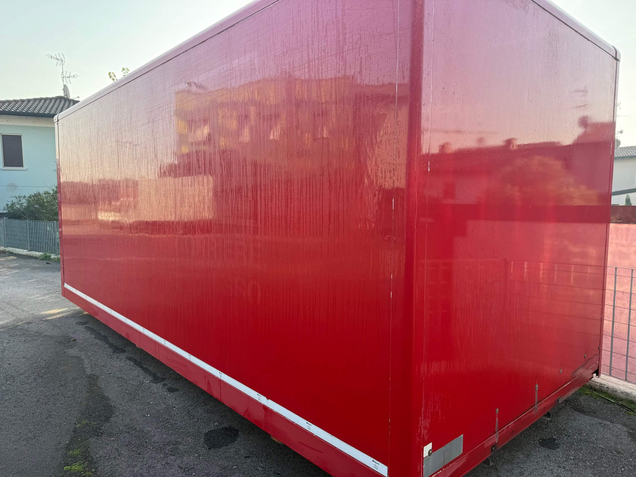 FURGONATURA BOX - 스왑 바디 - 박스 : 사진 2 FURGONATURA BOX - 스왑 바디 - 박스 : 사진 2