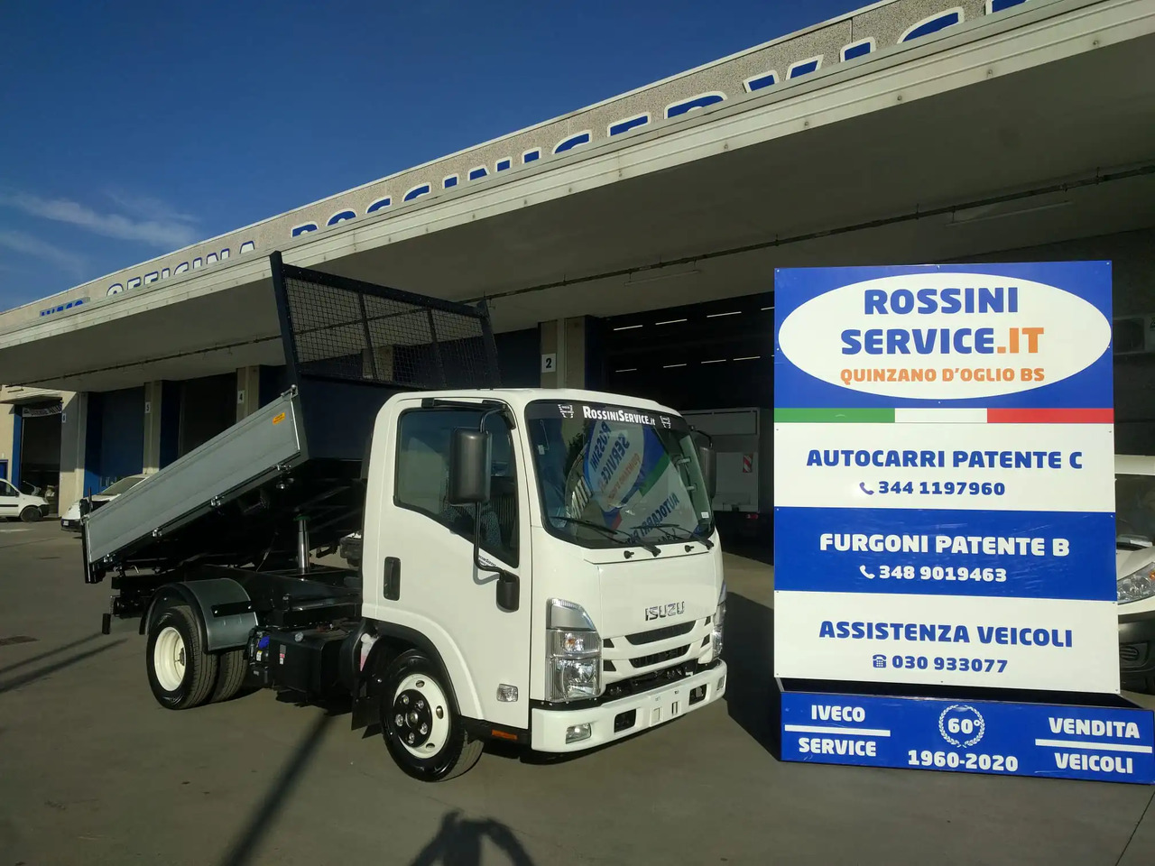 ISUZU NNR M21 T - 덤프 밴 : 사진 1 ISUZU NNR M21 T - 덤프 밴 : 사진 1