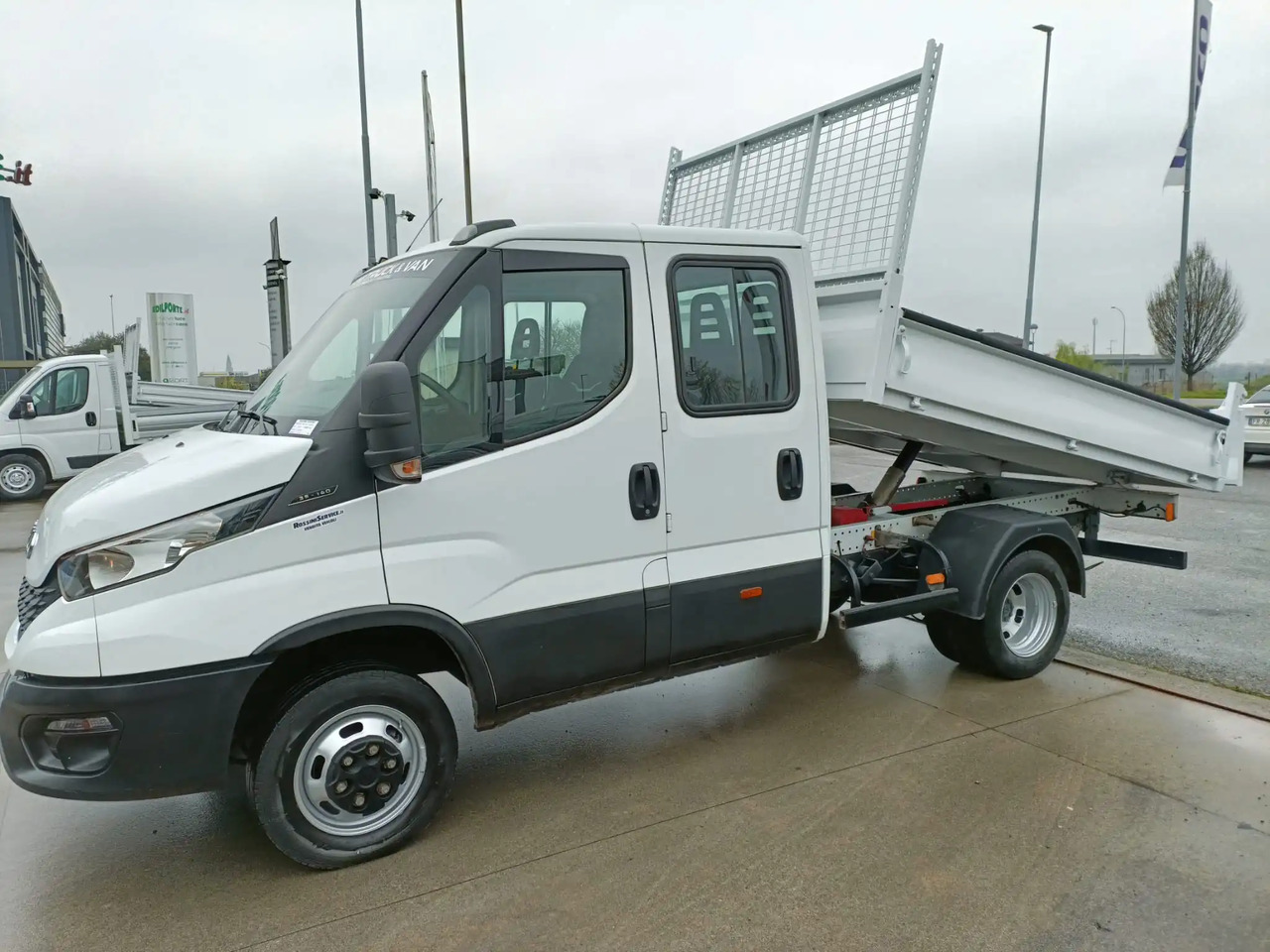 IVECO DAILY 35C14 DOPPIA CABINA RIBALTABILE 2.3 - 덤프 밴 : 사진 2 IVECO DAILY 35C14 DOPPIA CABINA RIBALTABILE 2.3 - 덤프 밴 : 사진 2