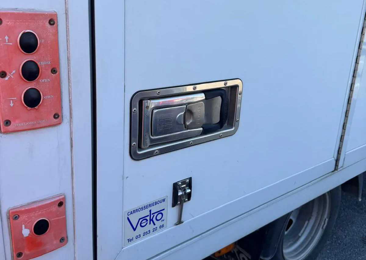 IVECO DAILY 35C14 - 박스 밴 : 사진 3 IVECO DAILY 35C14 - 박스 밴 : 사진 3