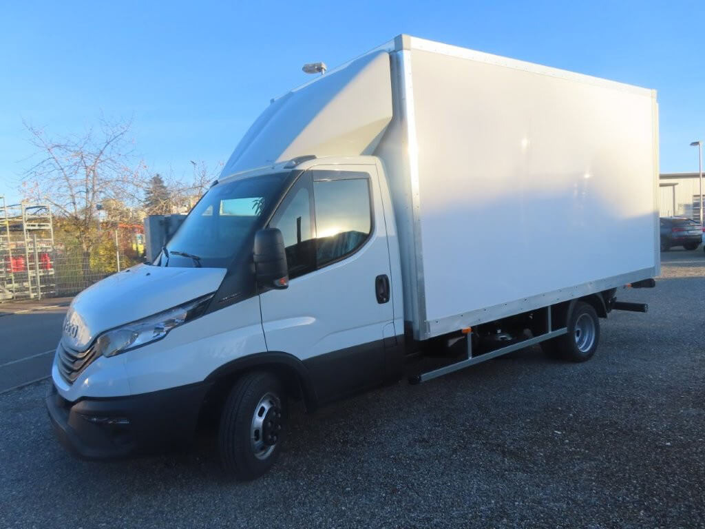 IVECO DAILY 35C16 3000 cc KM 0 - 박스 밴 : 사진 1 IVECO DAILY 35C16 3000 cc KM 0 - 박스 밴 : 사진 1