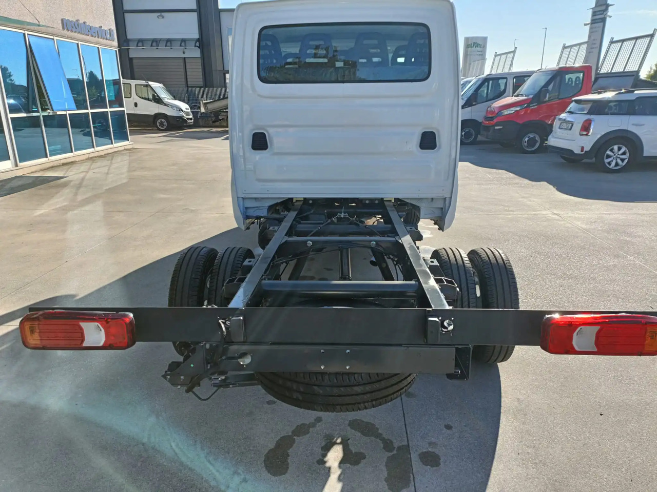 IVECO DAILY 35C16 DOPPIA CABINA 7 POSTI - 밴 : 사진 3 IVECO DAILY 35C16 DOPPIA CABINA 7 POSTI - 밴 : 사진 3