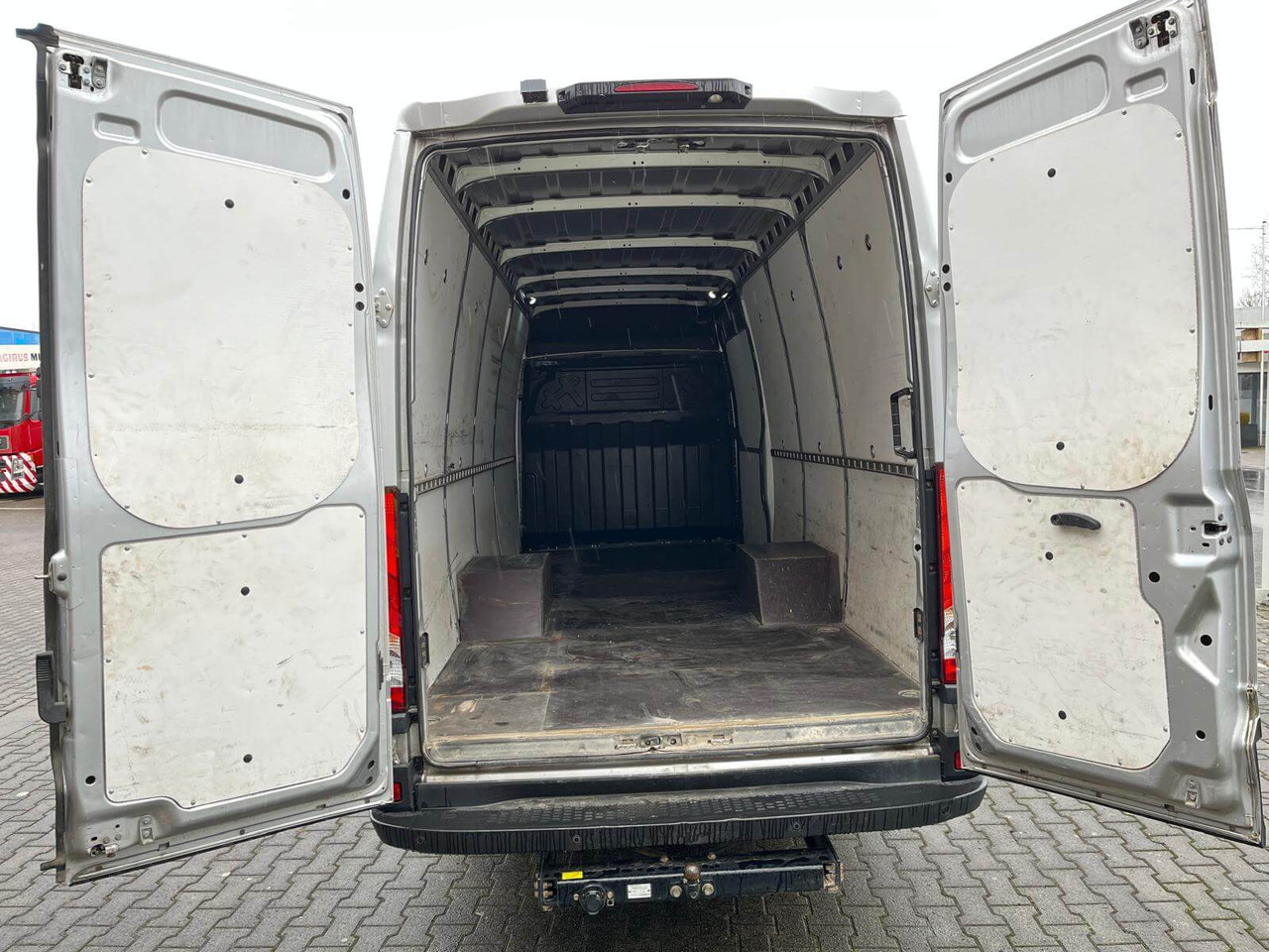 IVECO DAILY 35C18P FURGONE STANDARD - 패널 밴 : 사진 2 IVECO DAILY 35C18P FURGONE STANDARD - 패널 밴 : 사진 2