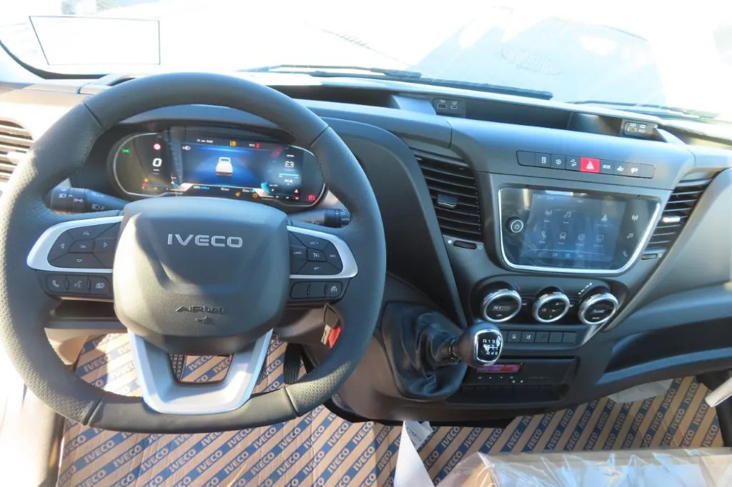 IVECO DAILY 72C18 - 밴 : 사진 5 IVECO DAILY 72C18 - 밴 : 사진 5