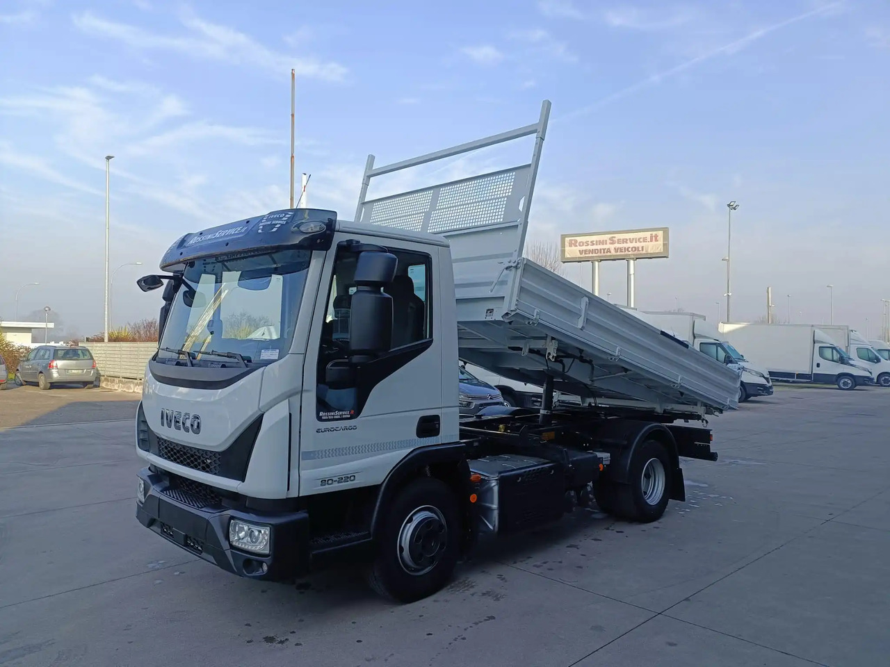 IVECO EUROCARGO 80E22K - 덤프트럭 : 사진 3 IVECO EUROCARGO 80E22K - 덤프트럭 : 사진 3