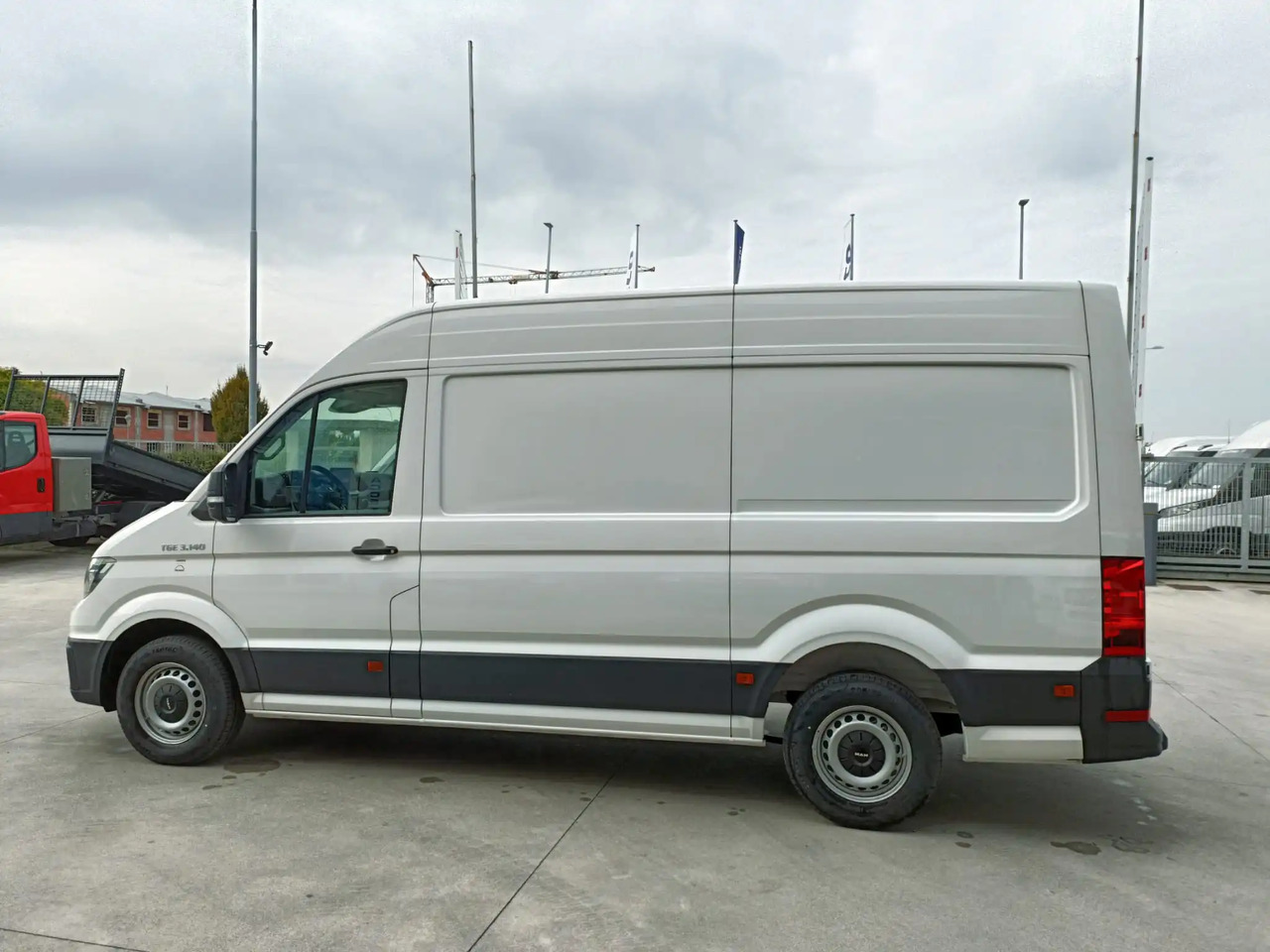 MAN TGE FURGONE 3.140 - 패널 밴 : 사진 3 MAN TGE FURGONE 3.140 - 패널 밴 : 사진 3