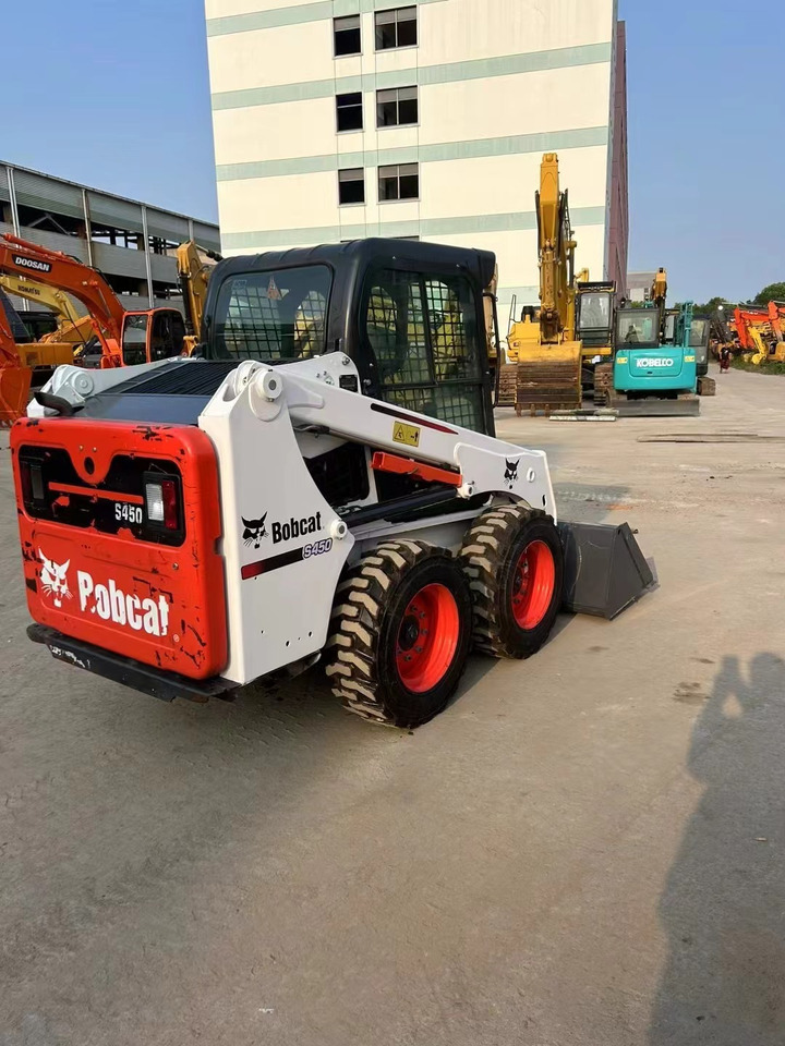 Bobcat S450 - 스키드 스티어 로더 : 사진 2 Bobcat S450 - 스키드 스티어 로더 : 사진 2
