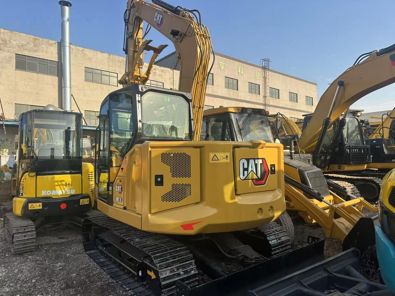 Caterpillar 307.5 - 크롤러 굴삭기 : 사진 2 Caterpillar 307.5 - 크롤러 굴삭기 : 사진 2