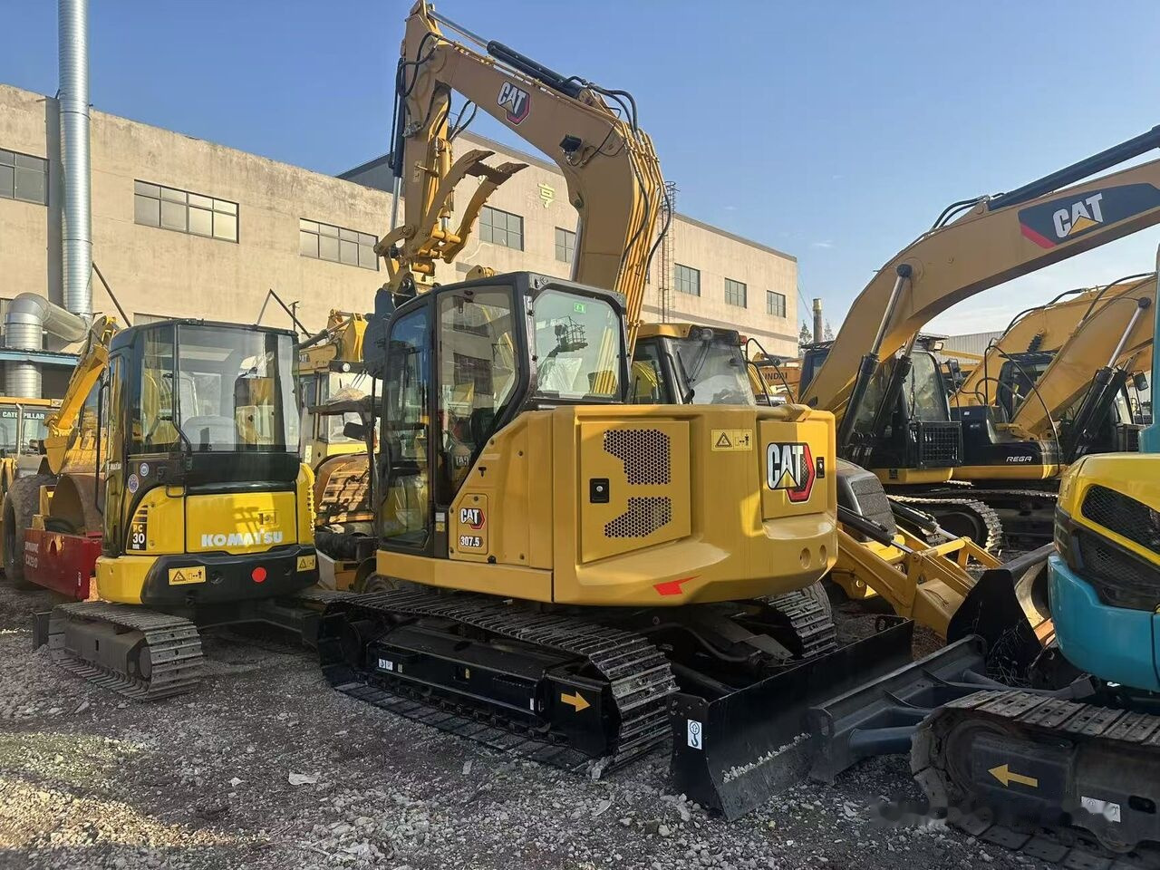 Caterpillar 307.5 - 크롤러 굴삭기 : 사진 5 Caterpillar 307.5 - 크롤러 굴삭기 : 사진 5