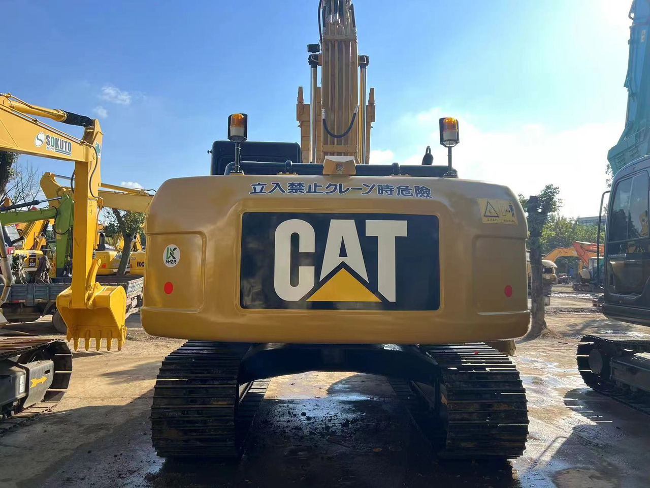 Caterpillar 320D - 크롤러 굴삭기 : 사진 2 Caterpillar 320D - 크롤러 굴삭기 : 사진 2