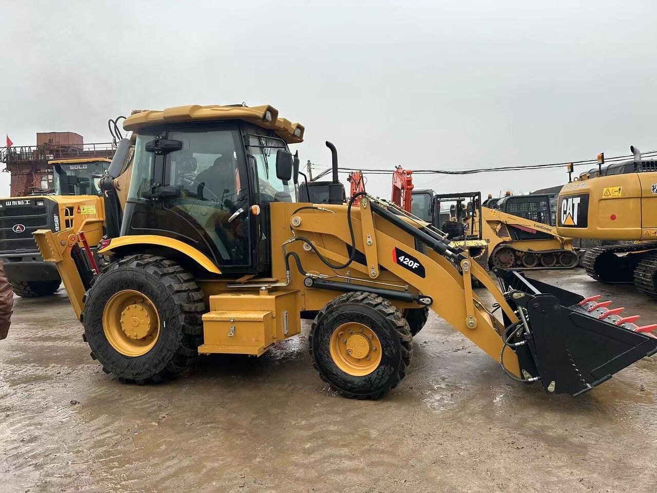 Caterpillar 420F - 백호 로더 : 사진 5 Caterpillar 420F - 백호 로더 : 사진 5