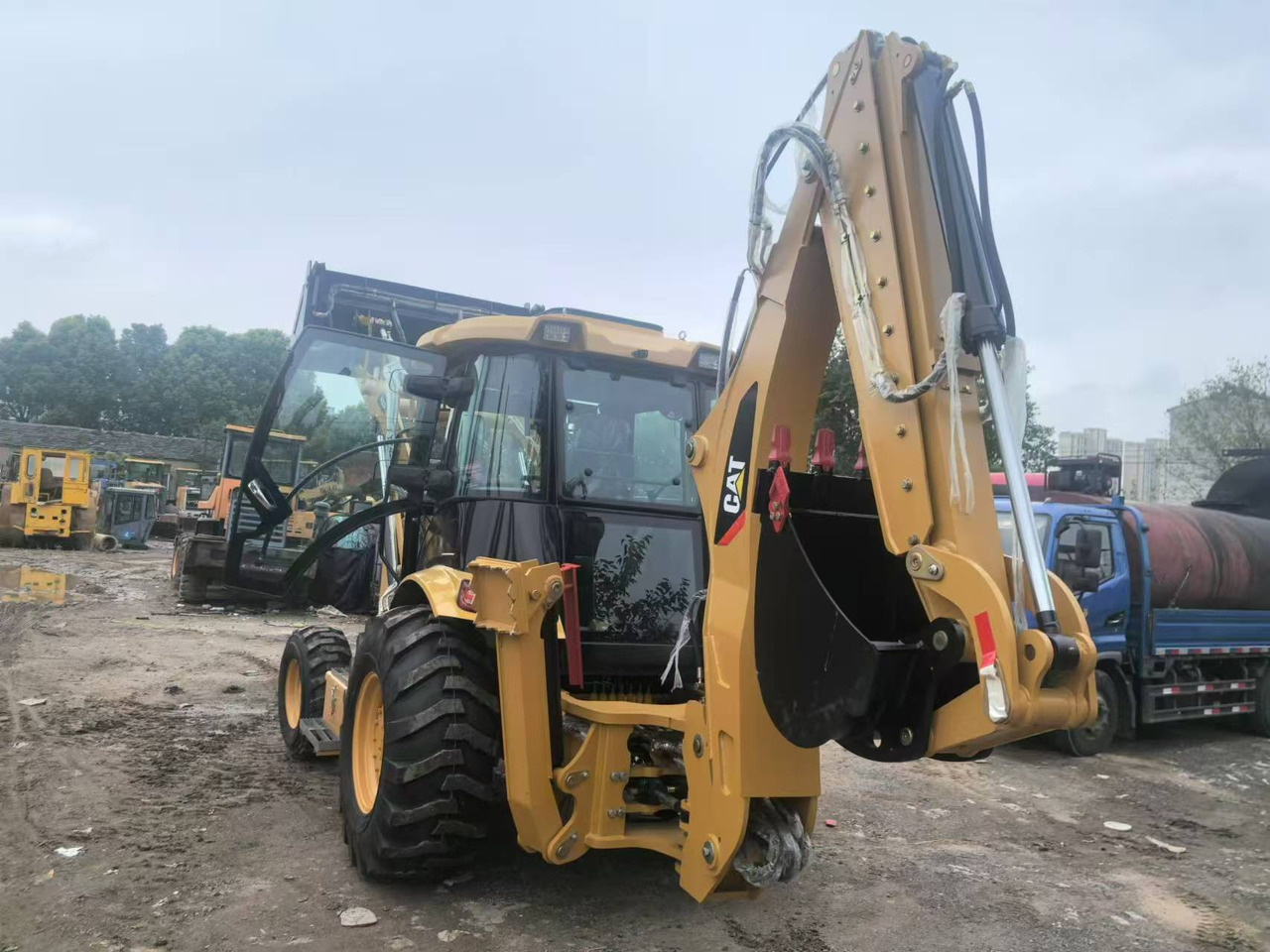 Caterpillar 420F - 백호 로더 : 사진 4 Caterpillar 420F - 백호 로더 : 사진 4